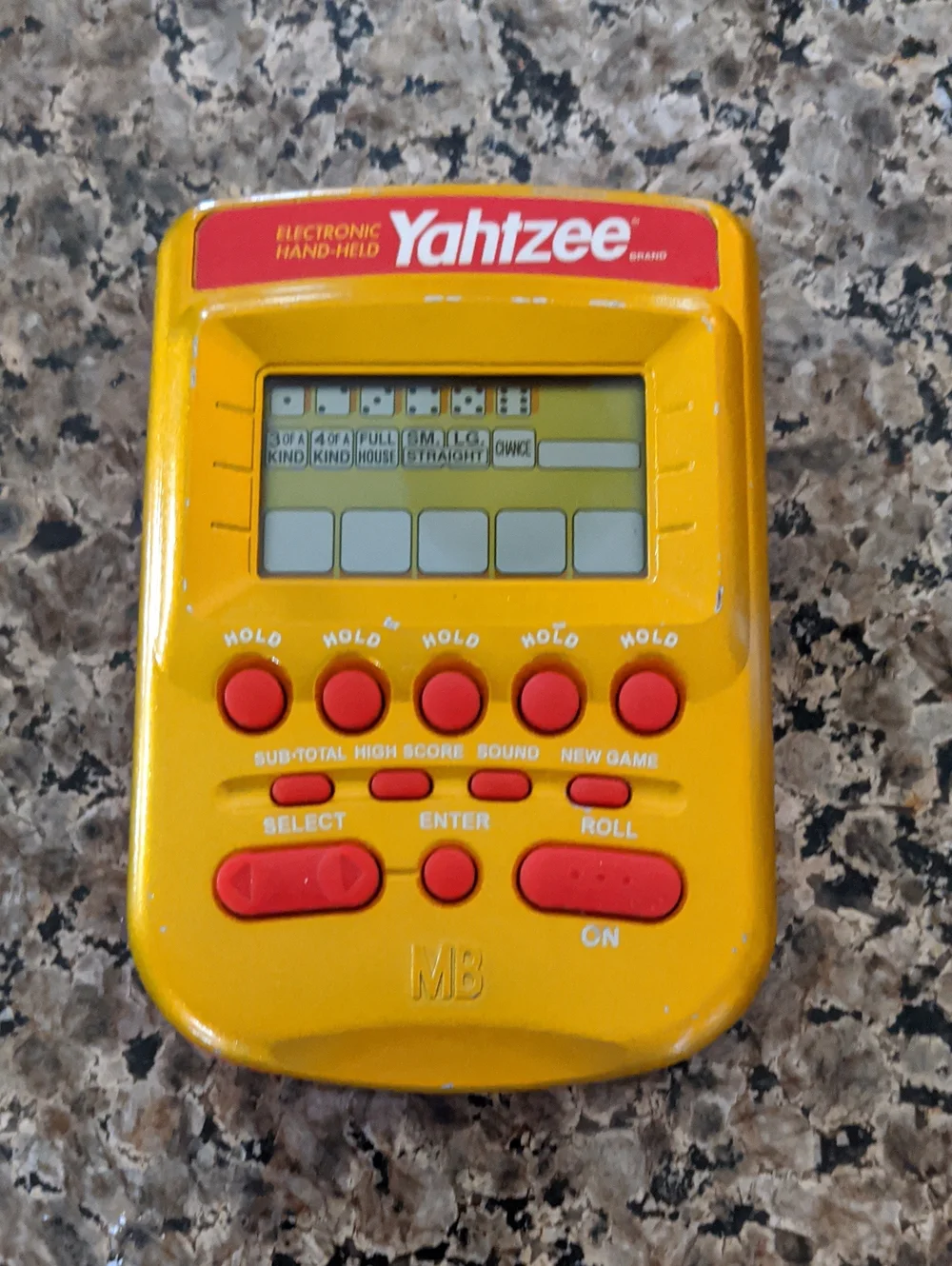 Hasbro 2002 Vintage Yahtzee Handheld Pocket Electronic Game Gold & Red works